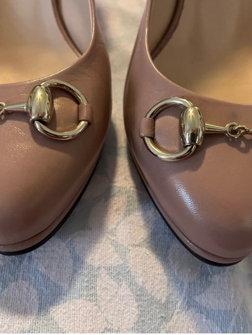 Gucci Taupe Leather Horsebit Pumps - Picture 2 of 5